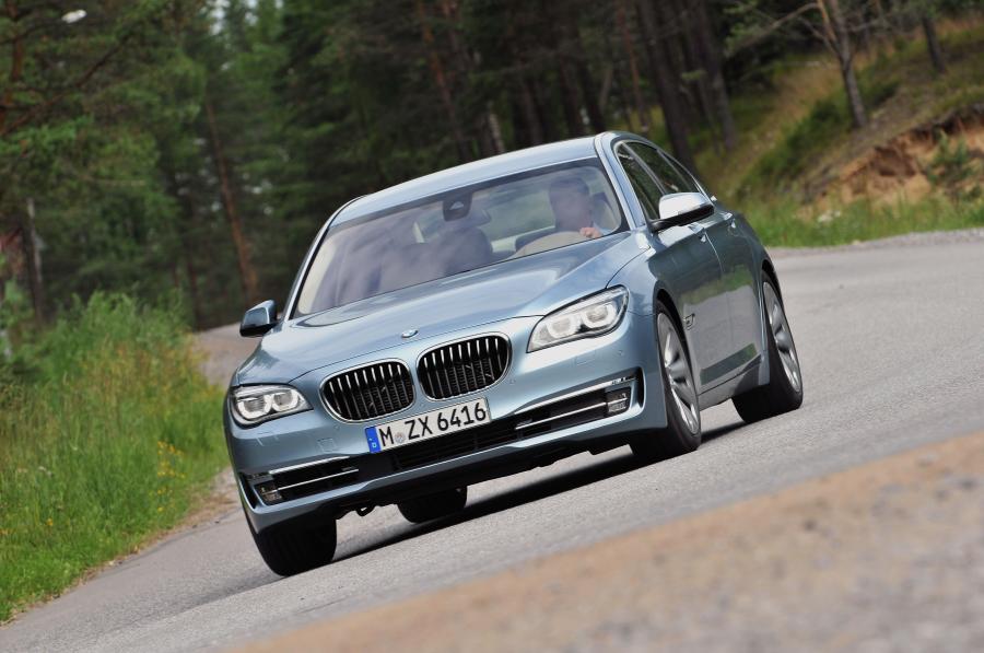  BMW ActiveHybrid 7 2013 года  (фото 24 из 36)